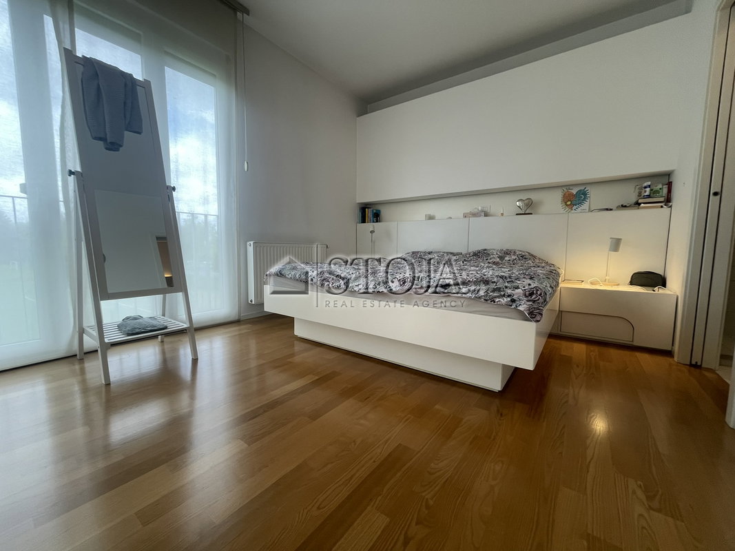 Location: Ljubljana mesto, Šiška, Šiška