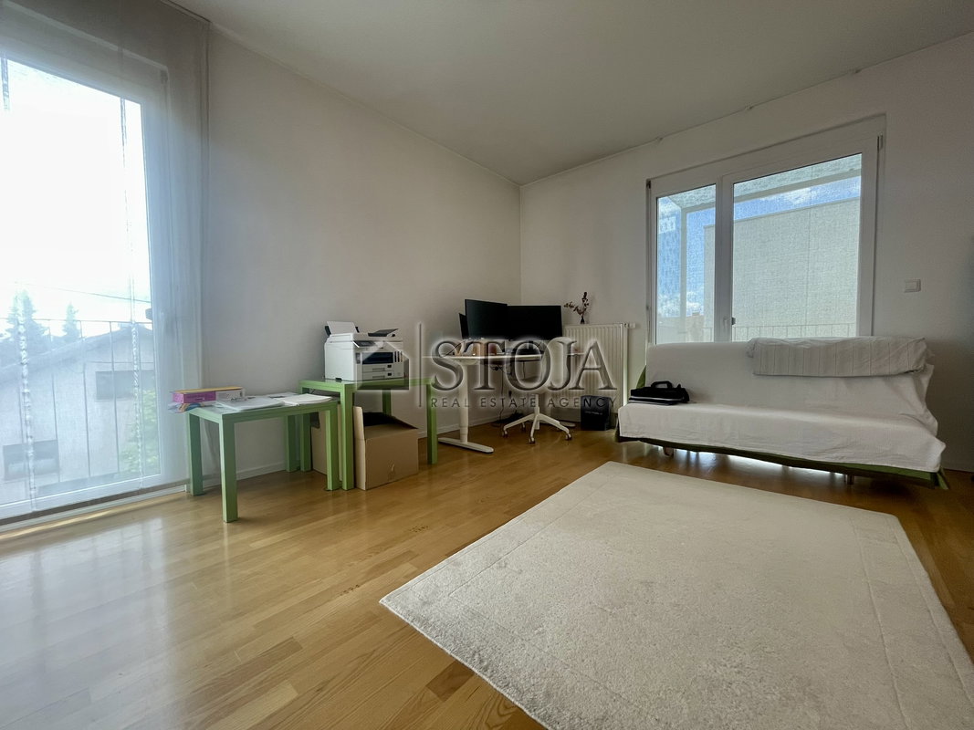 Location: Ljubljana mesto, Šiška, Šiška