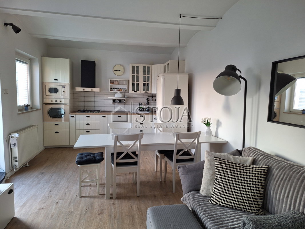 Location: Ljubljana okolica, Vrhnika, Mala Ligojna