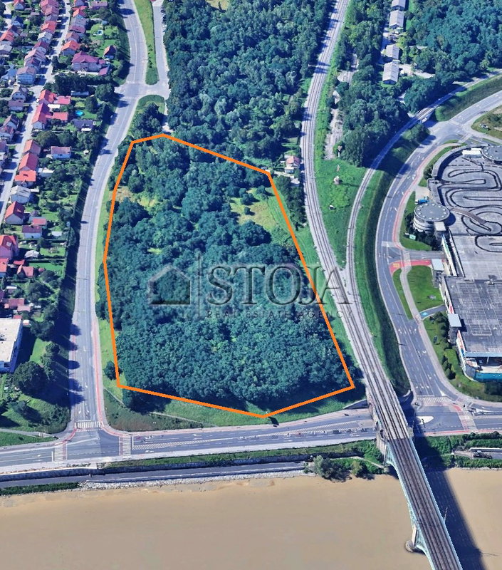 Lokacija: Podravska, Maribor, Maribor