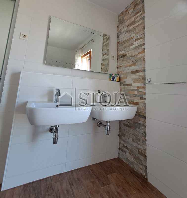 Location: Ljubljana okolica, Medvode, Vaše