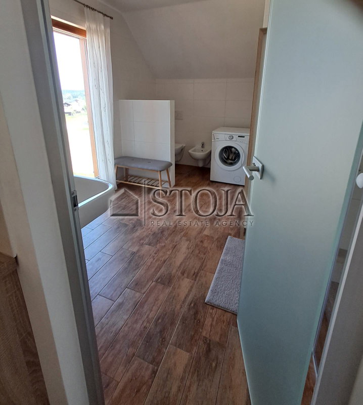 Location: Ljubljana okolica, Medvode, Vaše