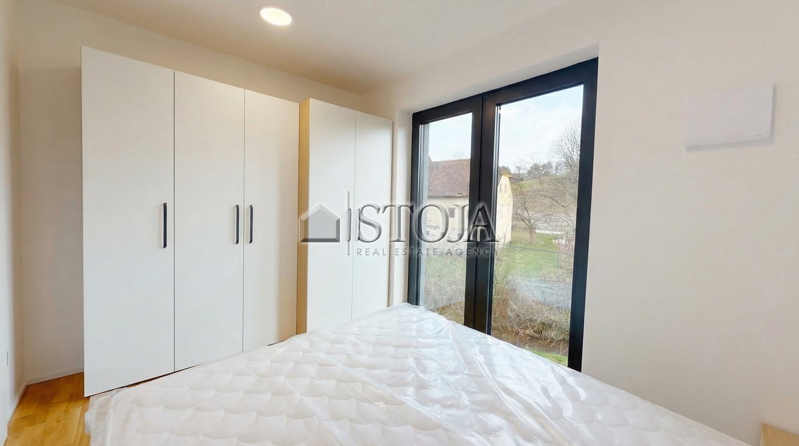 Location: Ljubljana okolica, Škofljica, Škofljica