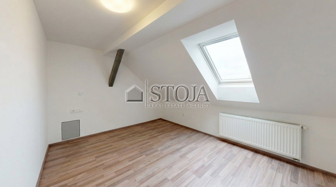 Lokacija: Savinjska, Celje, Center