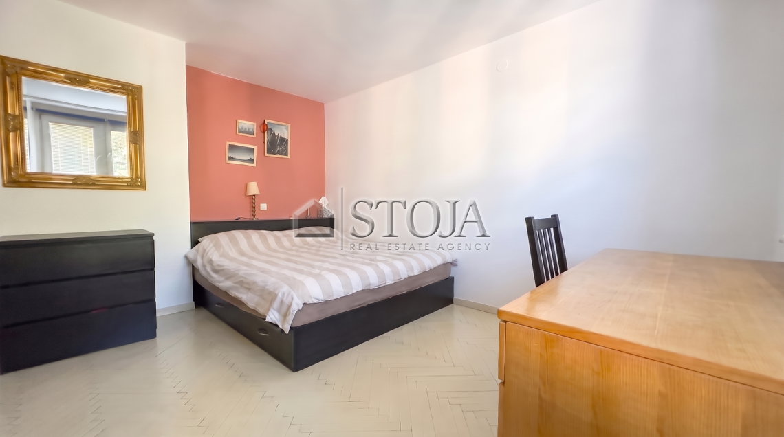 Location: Ljubljana mesto, Center, Center