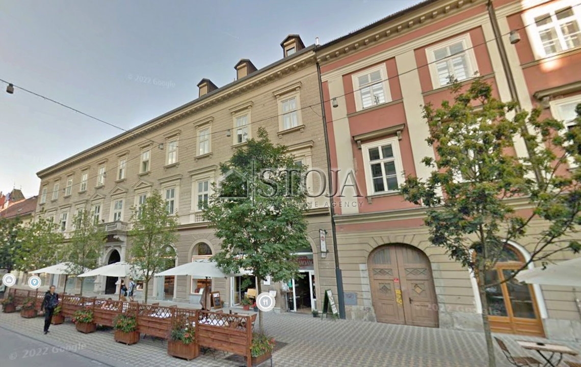 Location: Ljubljana mesto, Center, Center