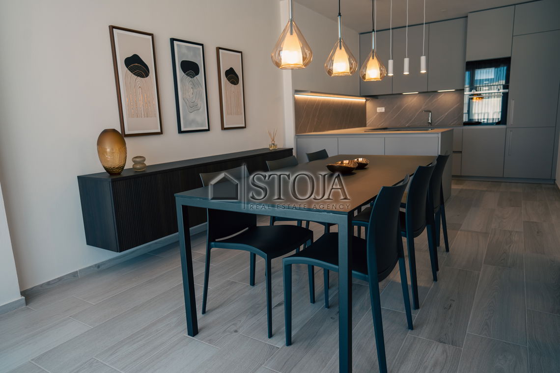 Location: Coastal-Karst, Izola, Izola