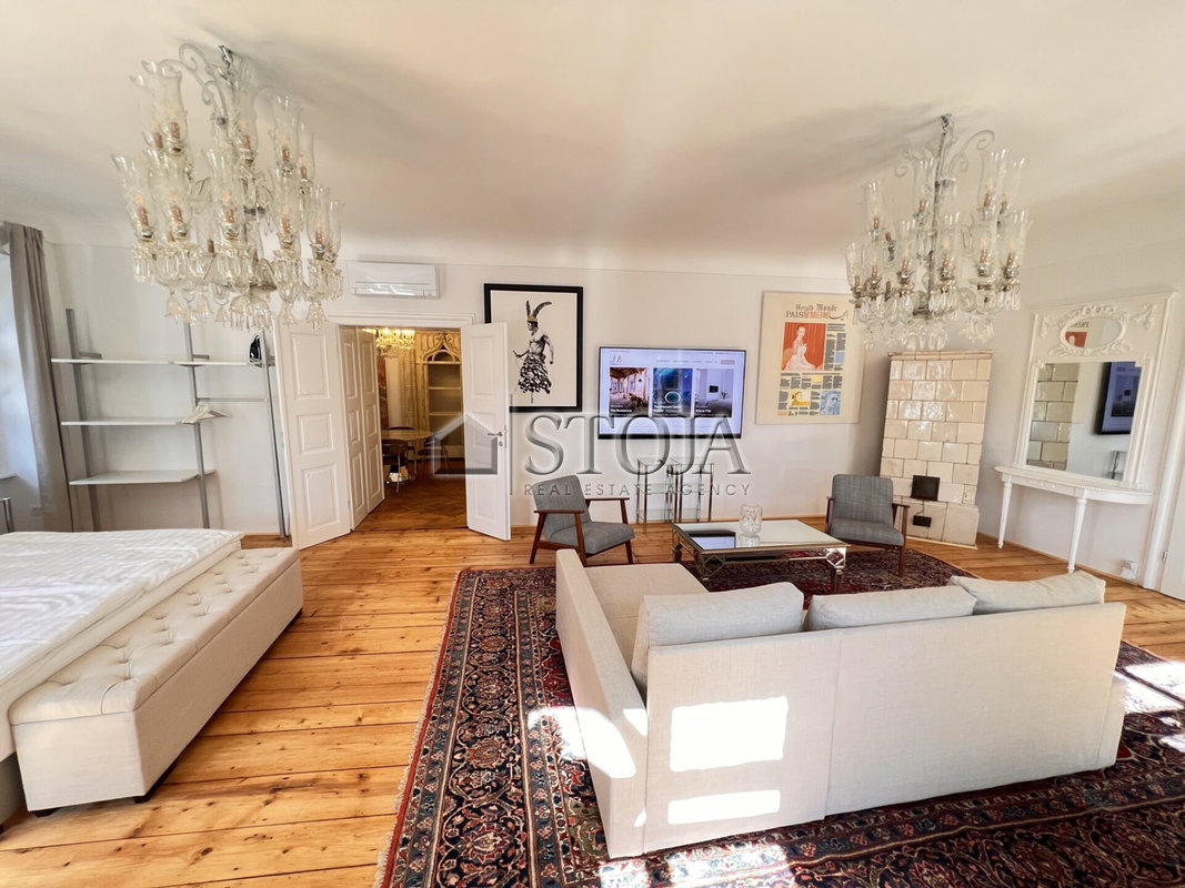 Location: Ljubljana mesto, Center, Center