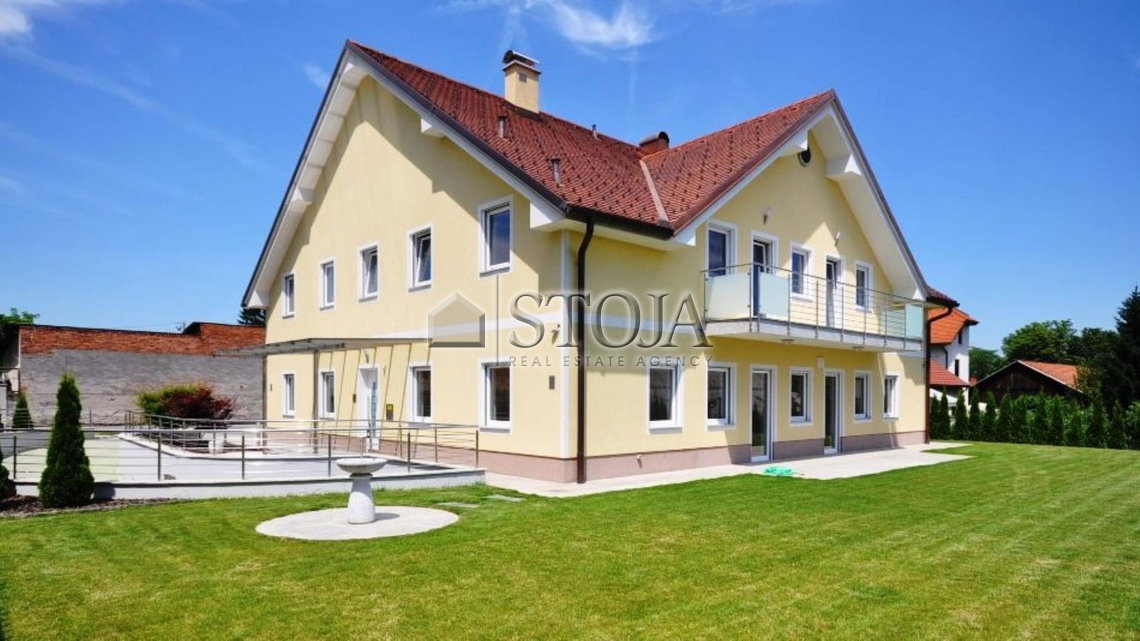 Lokacija: Ljubljana mesto, Center, Center