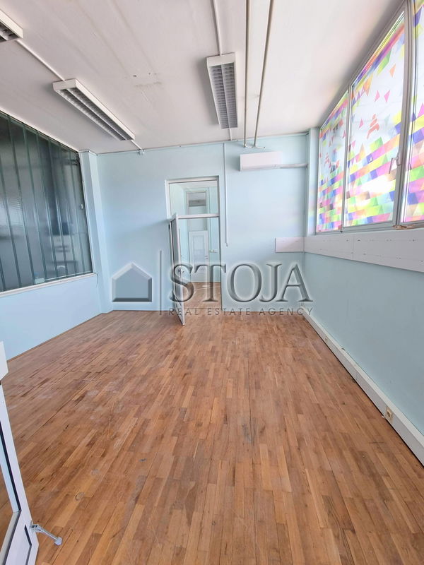 Location: Ljubljana City, Bežigrad, Bežigrad