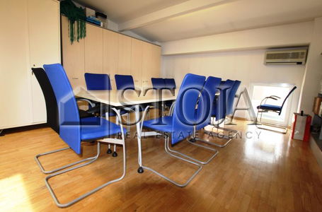 Lokacija: Ljubljana okolica, Trzin