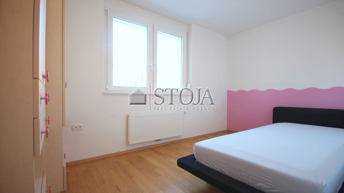 Lokacija: Ljubljana mesto, Šiška, Tacen