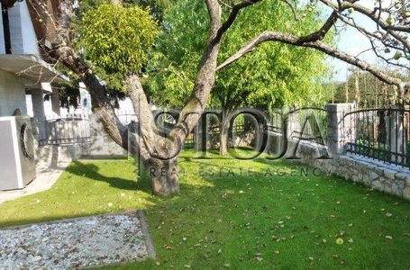 Lokacija: Gorenjska, Radovljica, Lesce