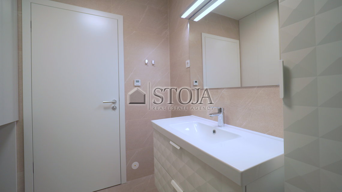 Lokacija: Ljubljana mesto, Šiška, Šiška