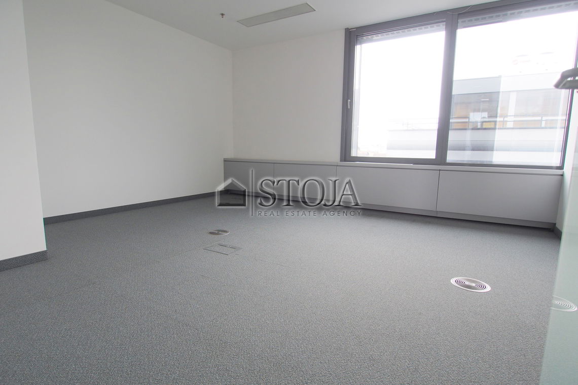 Lokacija: Ljubljana mesto, Bežigrad, Brinje