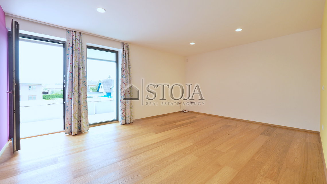 Lokacija: Ljubljana okolica, Domžale