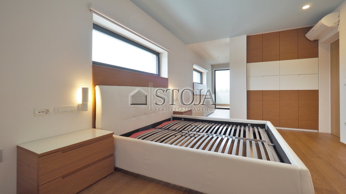 Lokacija: Ljubljana okolica, Domžale