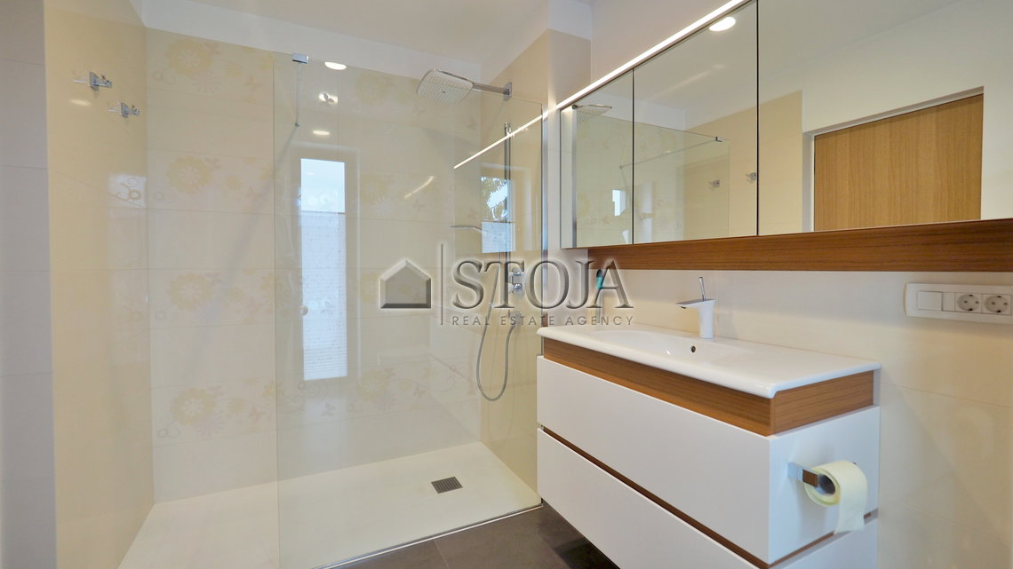 Lokacija: Ljubljana okolica, Domžale