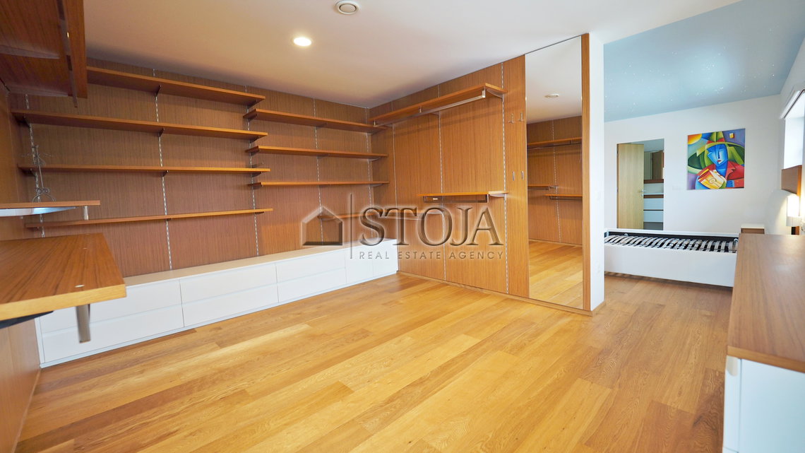 Lokacija: Ljubljana okolica, Domžale