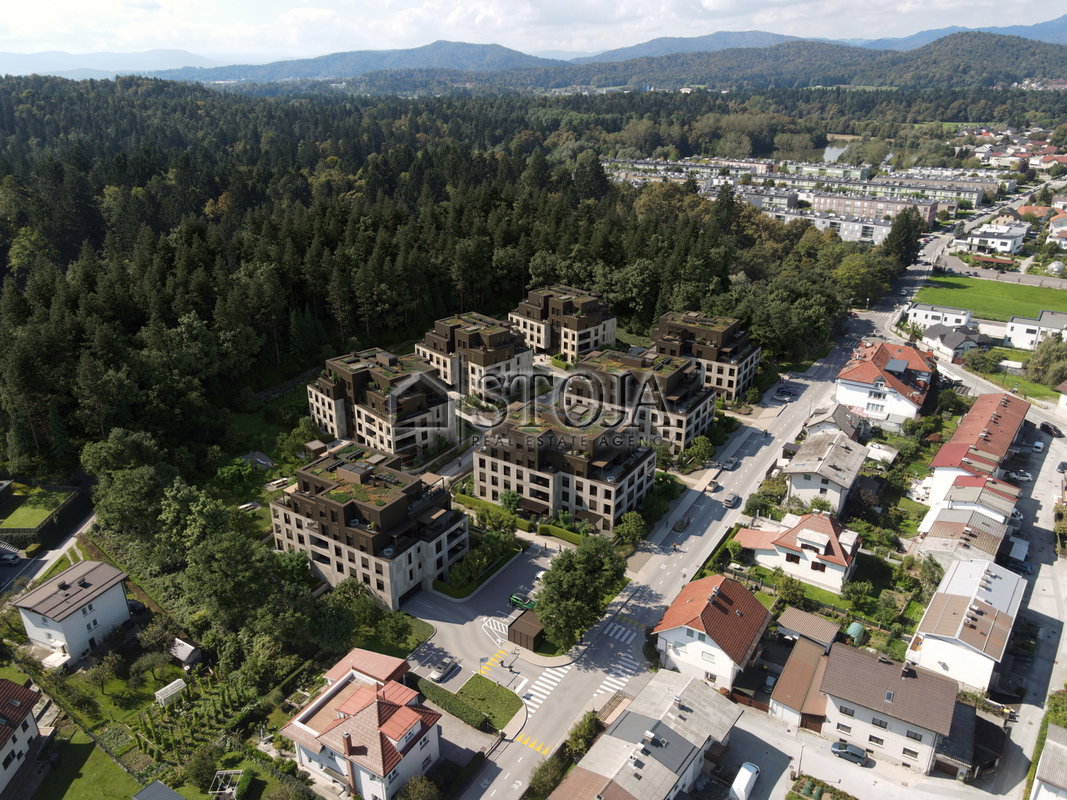 Lokacija: Ljubljana mesto, Šiška, Šiška