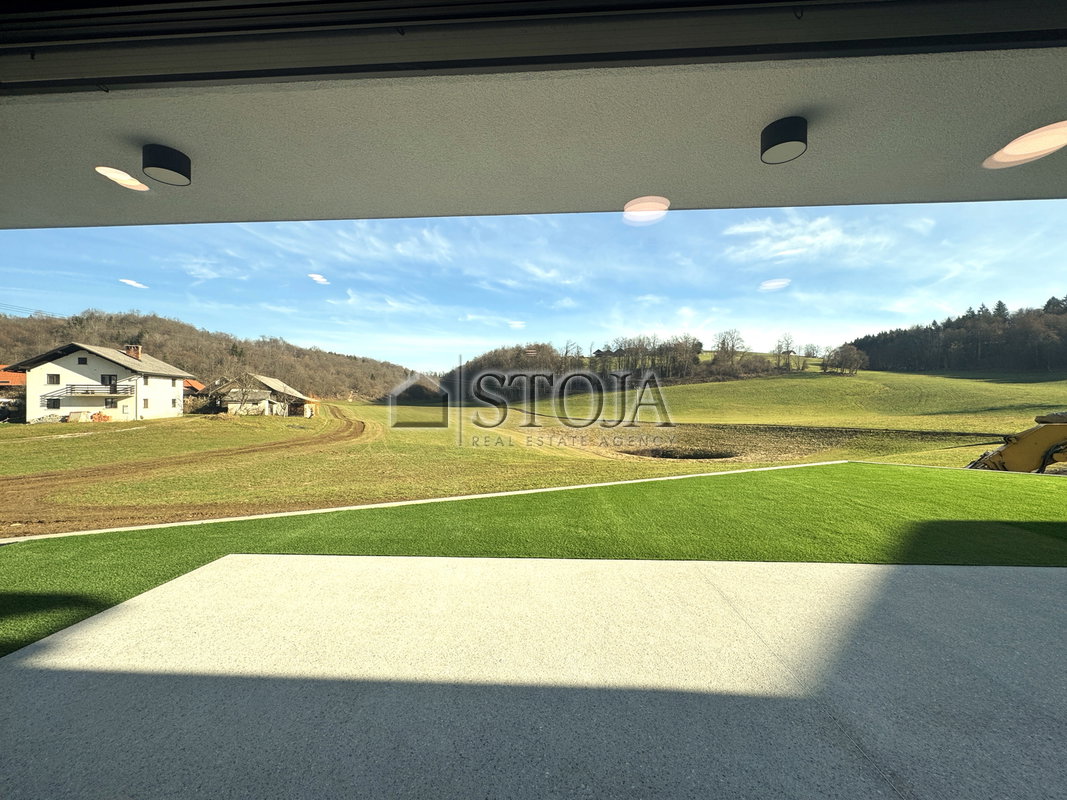 Lokacija: Ljubljana okolica, Ivančna Gorica, Ivančna Gorica