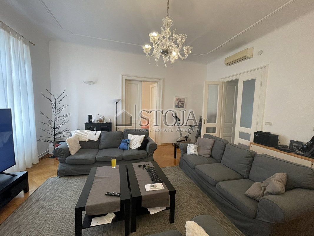 Location: Ljubljana mesto, Center, Center