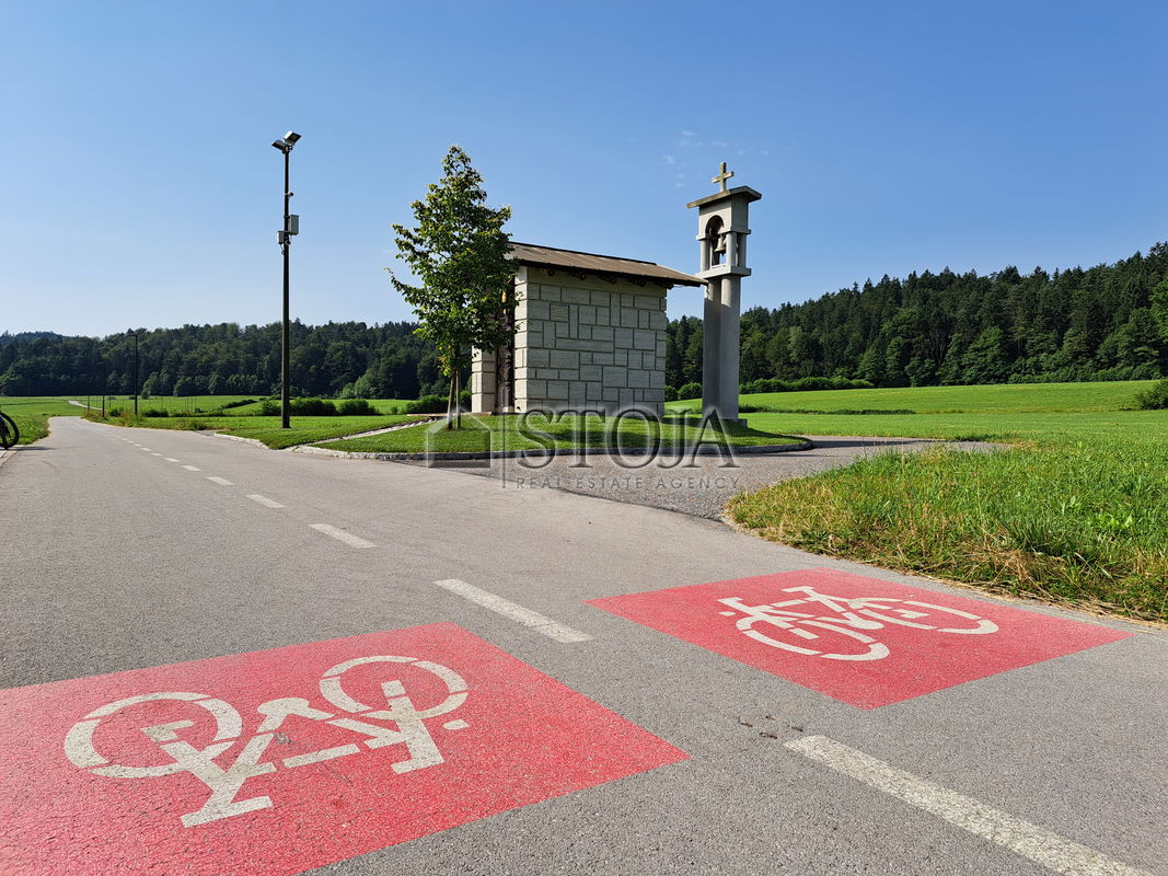 Location: Ljubljana Surroundings, Medvode, Seničica