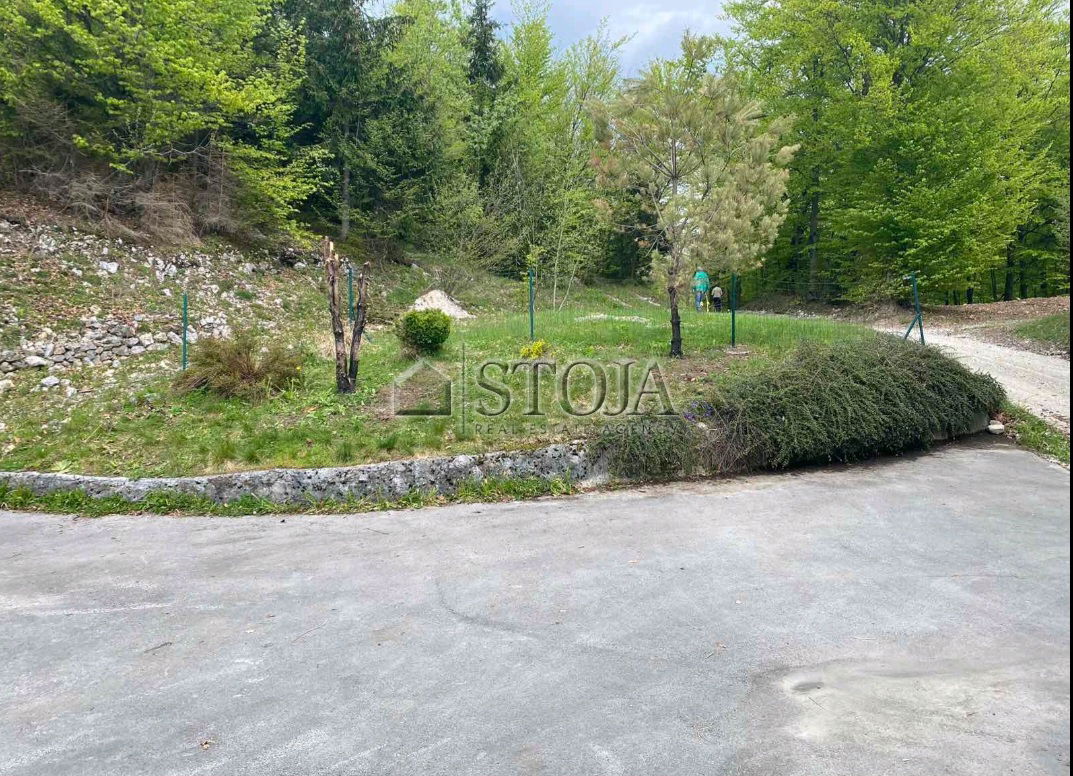 Lokacija: Ljubljana okolica, Kamnik, Podhruška