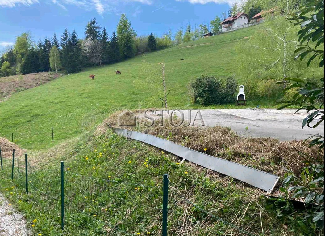 Lokacija: Ljubljana okolica, Kamnik, Podhruška