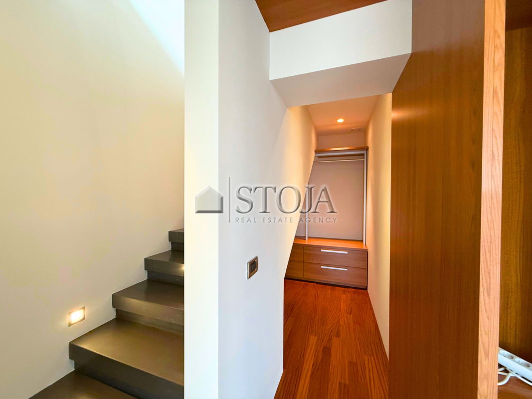 Lokacija: Ljubljana mesto, Center, Center