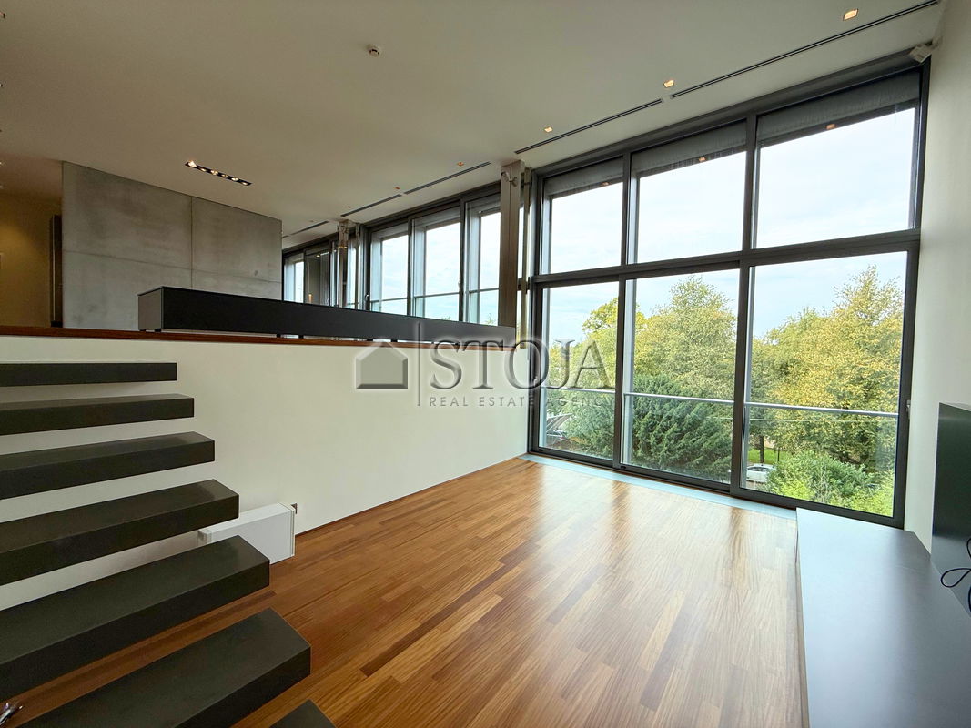 Lokacija: Ljubljana mesto, Center, Center