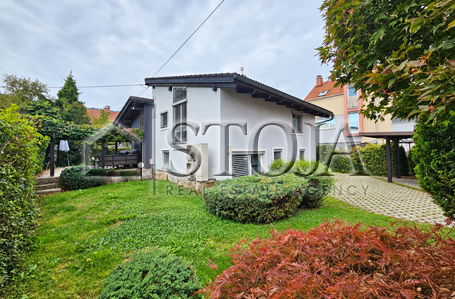 Lokacija: Ljubljana mesto, Šiška, Vižmarje
