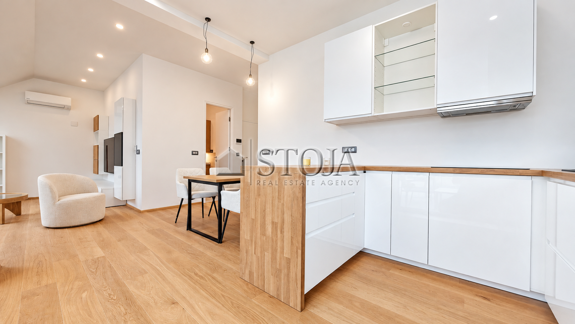 Lokacija: Ljubljana mesto, Šiška, Dravlje