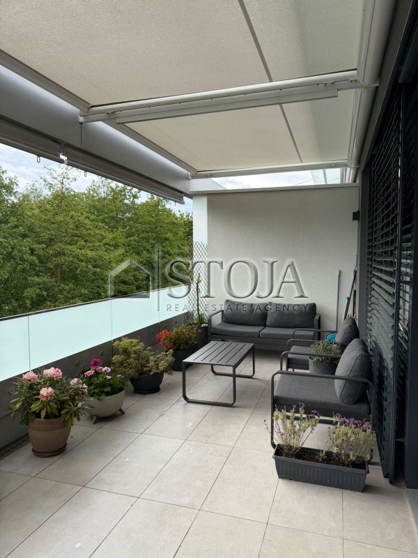 Lokacija: Ljubljana mesto, Šiška, Šiška