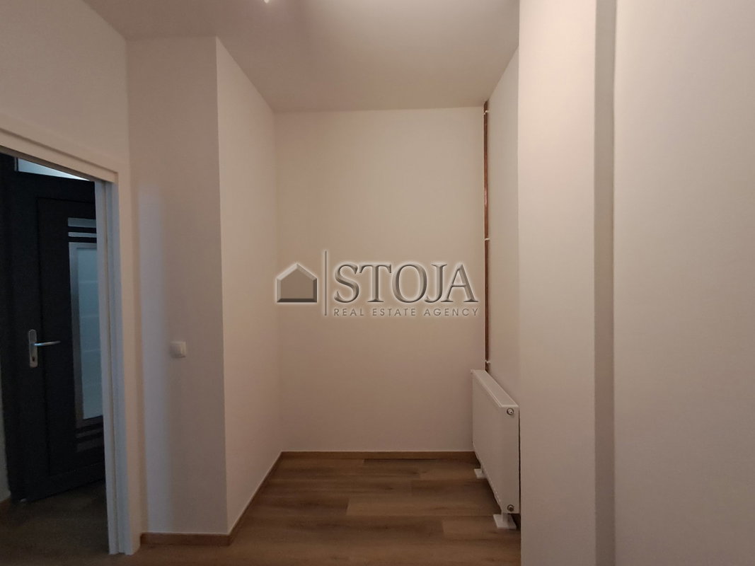 Lokacija: Ljubljana mesto, Moste-Polje, Zalog