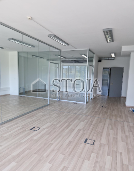 Lokacija: Ljubljana mesto, Vič-Rudnik, Brdo