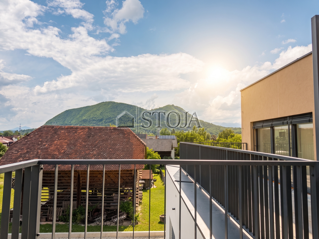 Lokacija: Ljubljana mesto, Šiška, Tacen