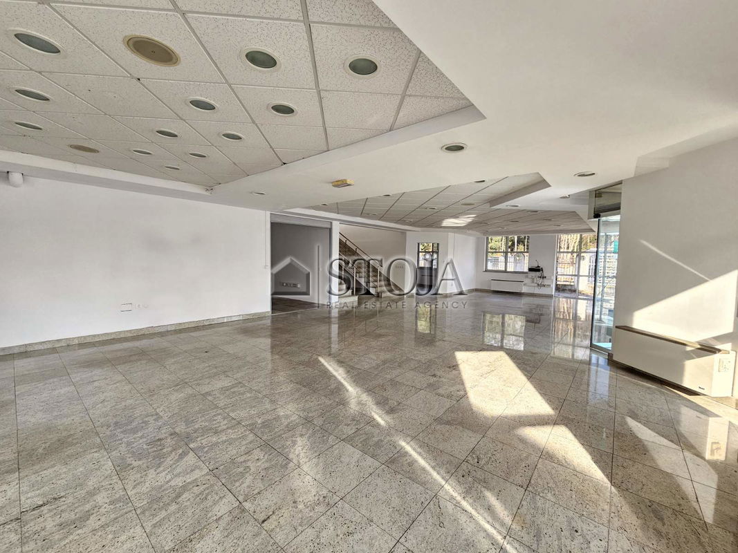 Lokacija: Ljubljana okolica, Trzin, Trzin