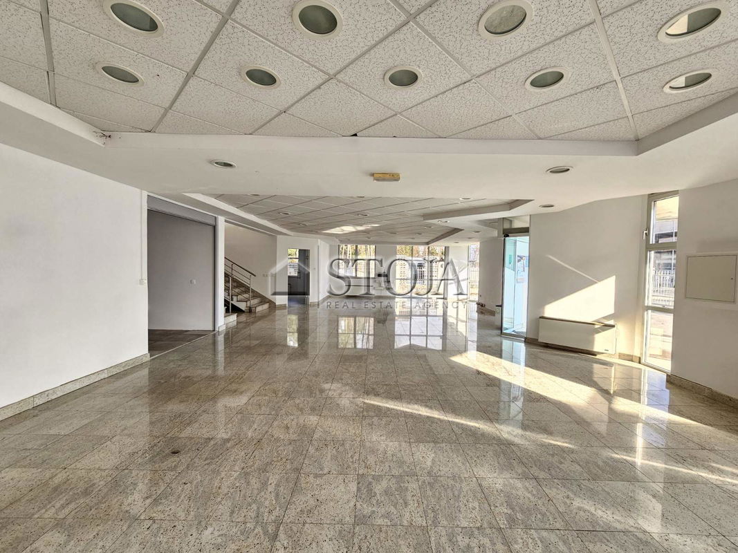 Lokacija: Ljubljana okolica, Trzin, Trzin