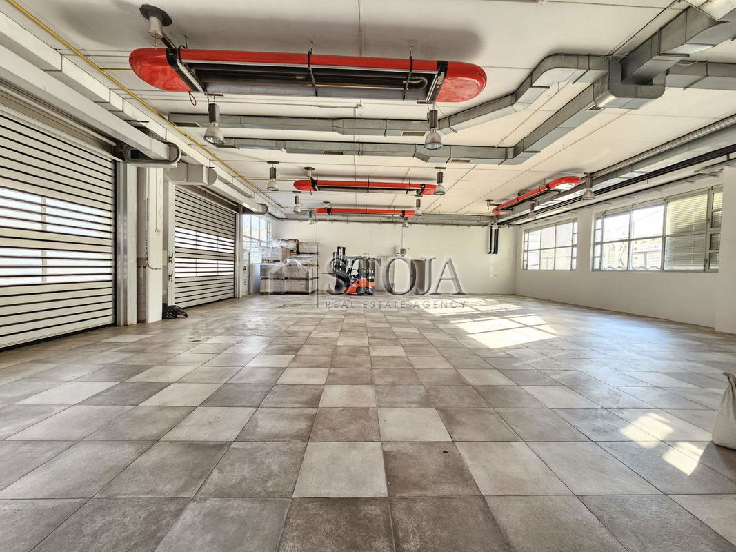 Lokacija: Ljubljana okolica, Trzin, Trzin