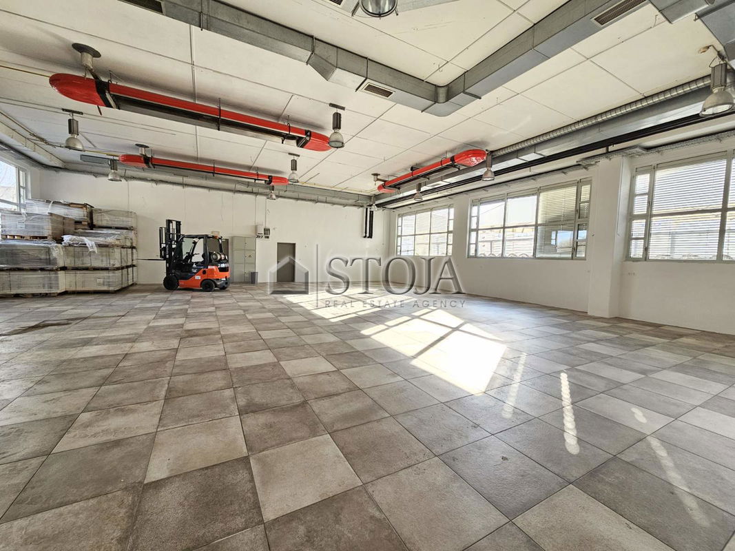 Lokacija: Ljubljana okolica, Trzin, Trzin