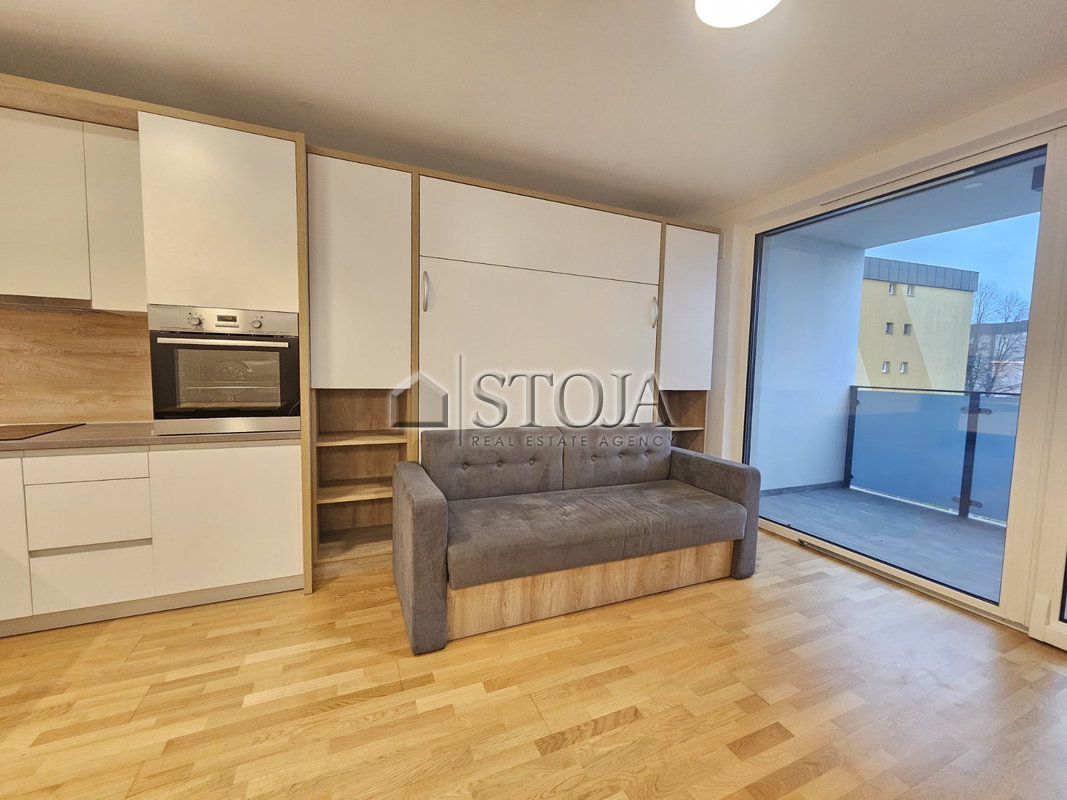 Lokacija: Gorenjska, Radovljica, Radovljica