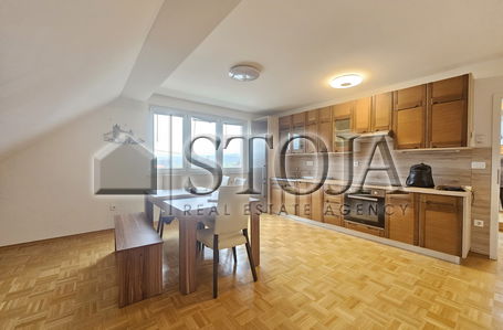 Lokacija: Ljubljana okolica, Ivančna Gorica, Ivančna Gorica