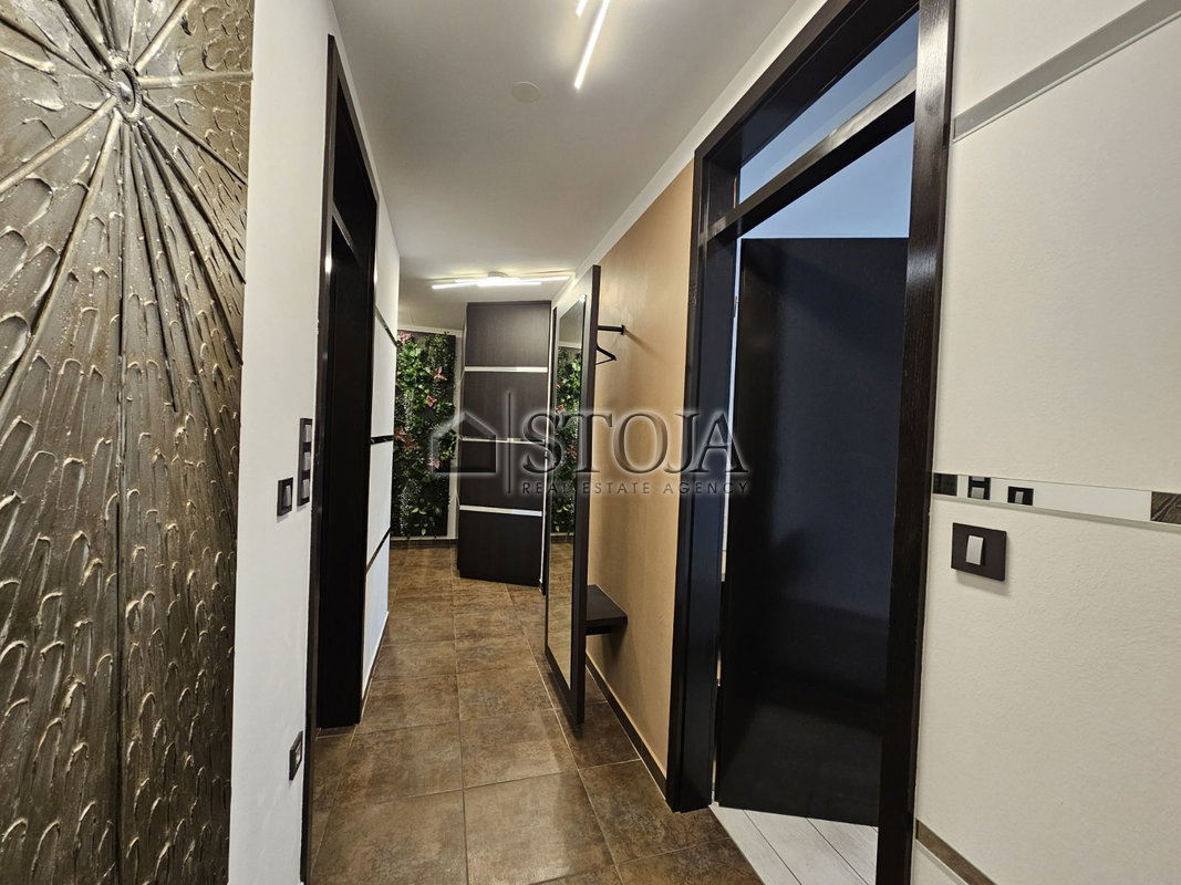 Location: Ljubljana City, Šiška, Šiška