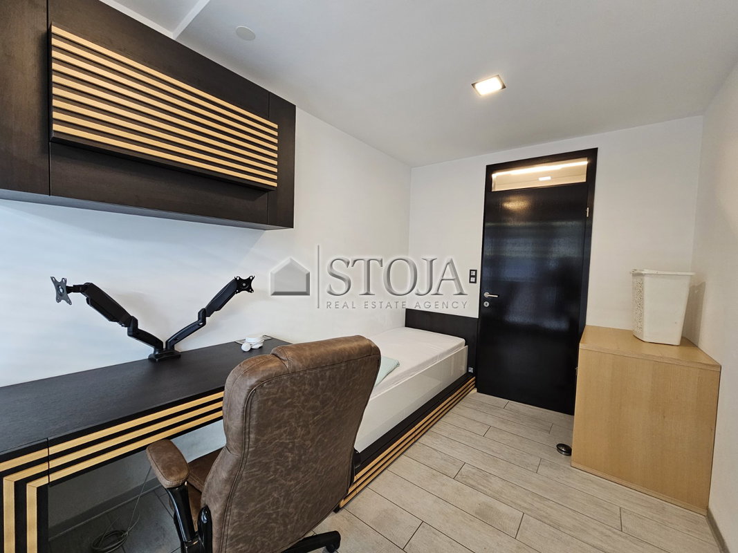 Location: Ljubljana City, Šiška, Šiška