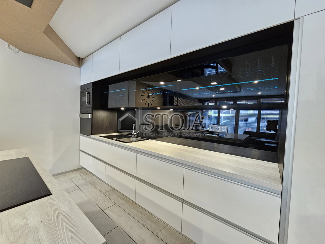 Location: Ljubljana City, Šiška, Šiška