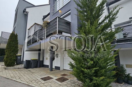 Location: Ljubljana City, Moste-Polje, Bizovik
