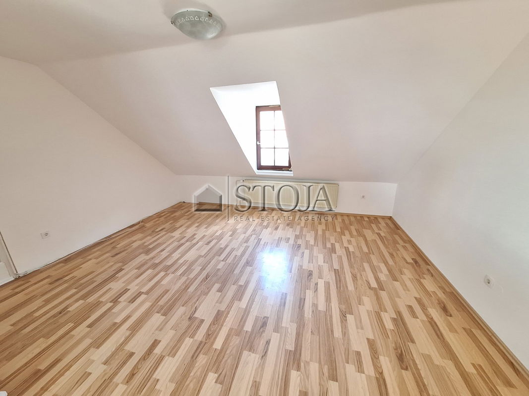 Lokacija: Ljubljana okolica, Kamnik, Kamnik