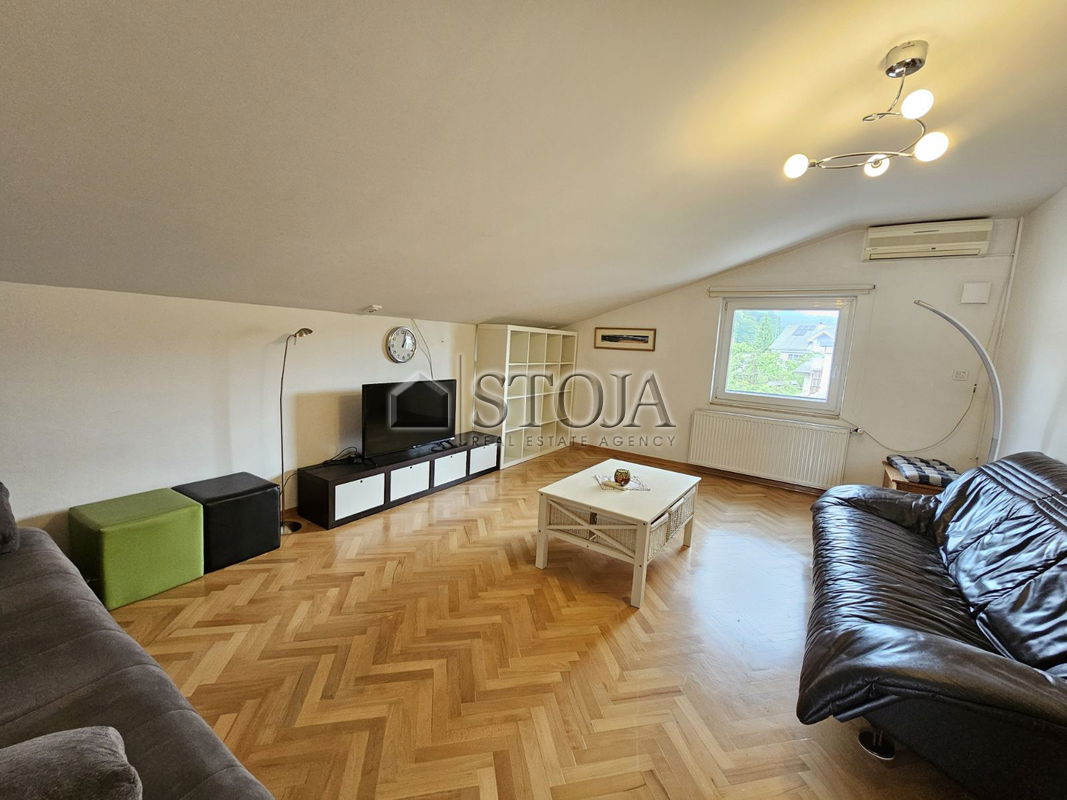 Location: Ljubljana City, Šiška, Podutik