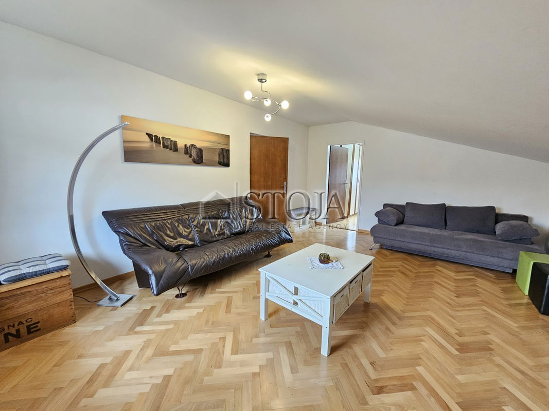 Location: Ljubljana City, Šiška, Podutik